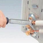 エアコンのトルクレンチを自分で校正！方法とリスクを解説