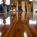 ウレタンニス塗装のサンドペーパー活用術!失敗しないコツ