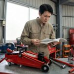 アストロジャッキのピストンが戻らない原因とエア抜き修理法