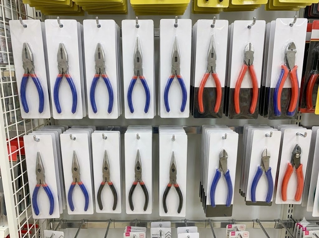 ダイソーにスナップリングプライヤーは売ってない