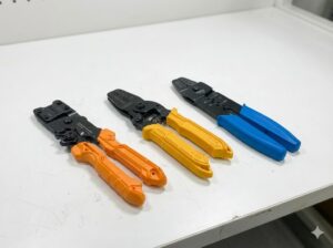 初心者必見！025型端子の圧着工具の確実な選び方と使い方のコツ